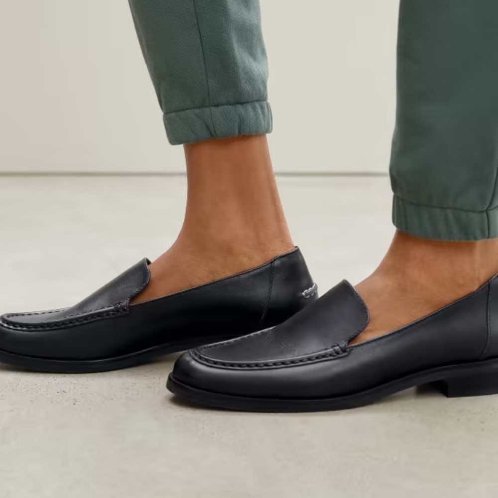 Everlane Black Leather Penny Loafers Flats